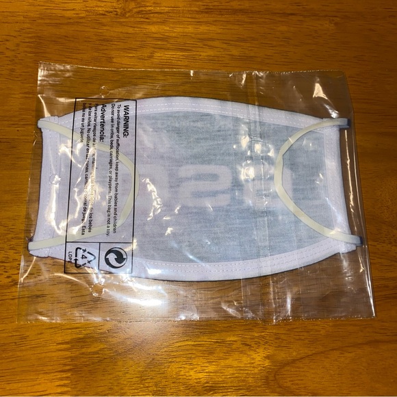 Star Trek Deep Space Nine DS9 Face Mask / Face Covering - Picture 2 of 2